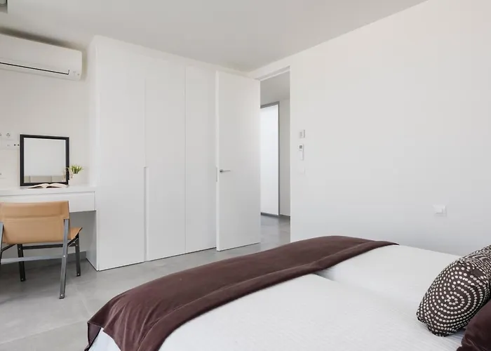 Vila Superior 1 - Casangular By Upper